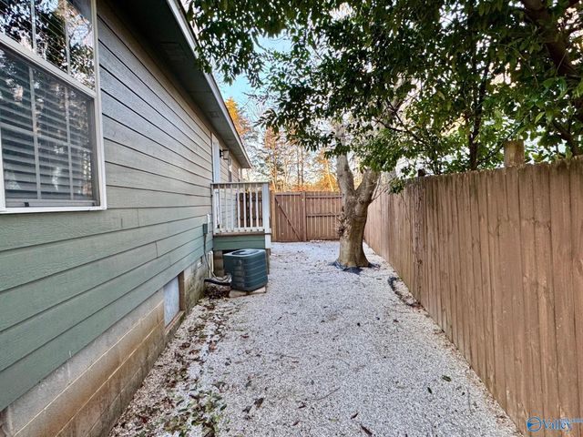 4013 SW Pine Avenue, Huntsville, AL 35805