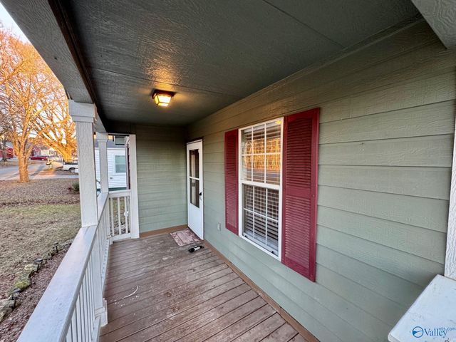 4013 SW Pine Avenue, Huntsville, AL 35805