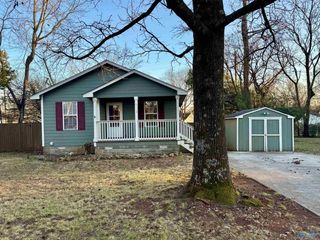 4013 SW Pine Avenue, Huntsville, AL 35805