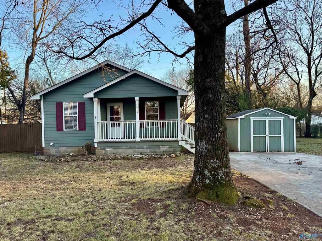 4013 SW Pine Avenue, Huntsville, AL 35805