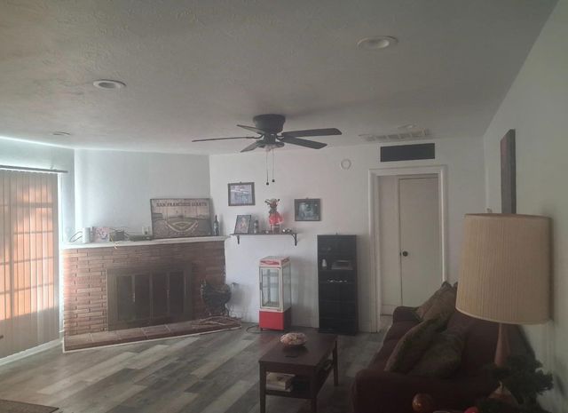 2846 Cedar, Fresno, CA 93703