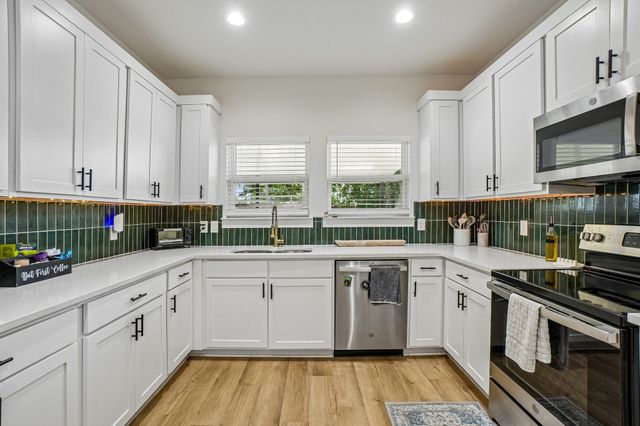 1829 Galveston Street, Grand Prairie, TX 75051