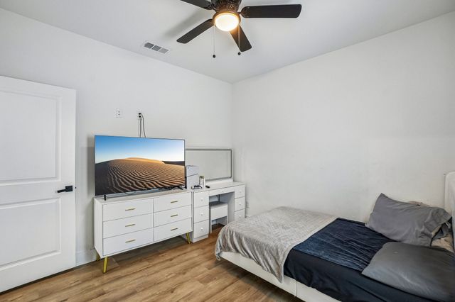 1829 Galveston Street, Grand Prairie, TX 75051