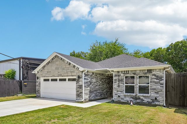 1829 Galveston Street, Grand Prairie, TX 75051