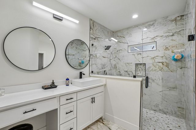 1829 Galveston Street, Grand Prairie, TX 75051