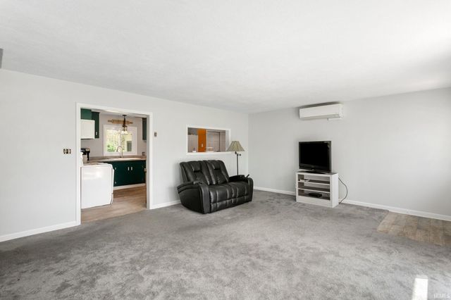 55960 Apple Road, Osceola, IN 46561