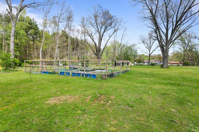 55960 Apple Road, Osceola, IN 46561