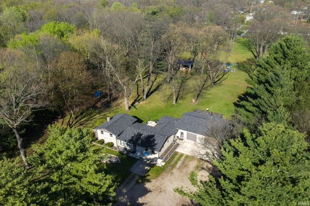 55960 Apple Road, Osceola, IN 46561