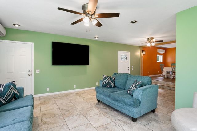 55960 Apple Road, Osceola, IN 46561