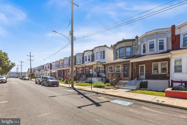 1046 YATES, Marcus Hook, PA 19061