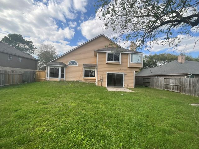 12002 Kleinmeadow Drive, Houston, TX 77066