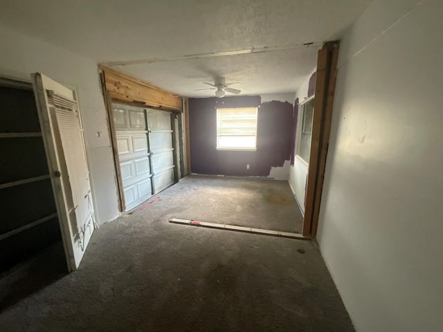 12002 Kleinmeadow Drive, Houston, TX 77066