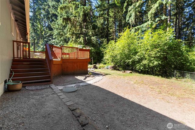 7511 Kittiwake Drive SE, Olympia, WA 98513