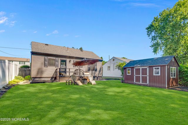 10 Crystal Avenue, New Egypt, NJ 08533
