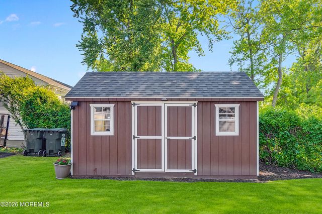 10 Crystal Avenue, New Egypt, NJ 08533