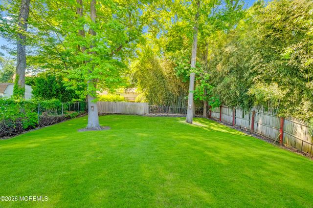 10 Crystal Avenue, New Egypt, NJ 08533