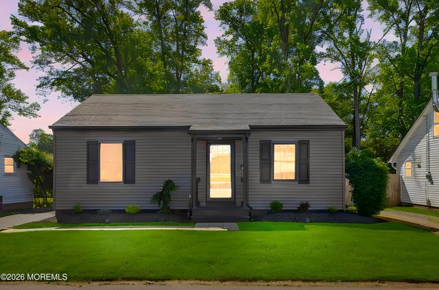 10 Crystal Avenue, New Egypt, NJ 08533
