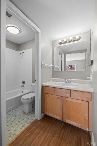 1530 Springlet Court 14, Florissant, MO 63033