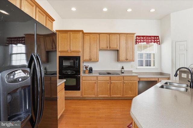 17447 LETHRIDGE CIR, Round Hill, VA 20141