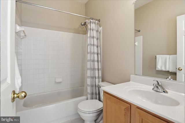 17447 LETHRIDGE CIR, Round Hill, VA 20141