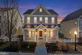 17447 LETHRIDGE CIR, Round Hill, VA 20141