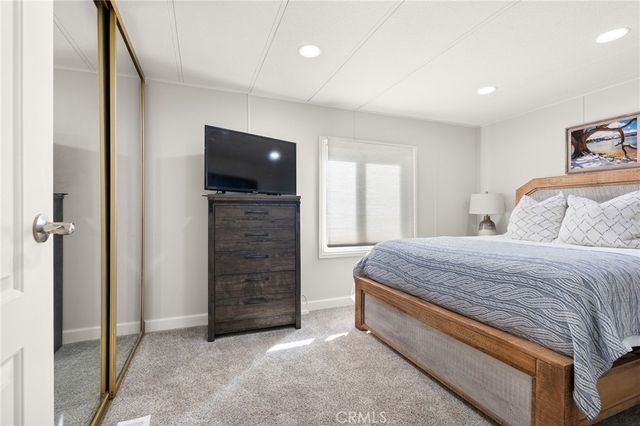 475 Thrush 9, Big Bear Lake, CA 92315