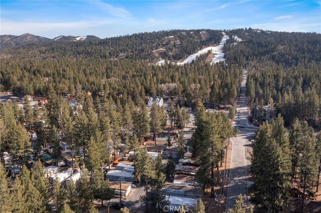 475 Thrush 9, Big Bear Lake, CA 92315