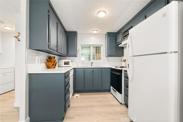 475 Thrush 9, Big Bear Lake, CA 92315