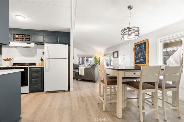 475 Thrush 9, Big Bear Lake, CA 92315