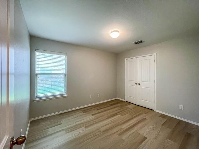 12217 Walden Wood Drive, Fort Worth, TX 76244