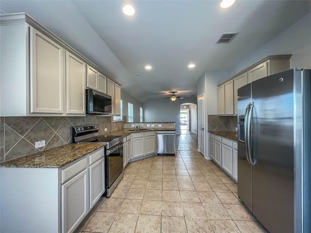 12217 Walden Wood Drive, Fort Worth, TX 76244