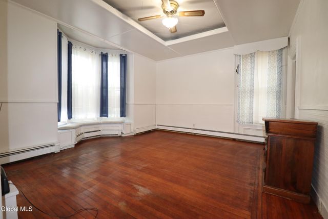 26 Younglove Avenue, Cohoes, NY 12047