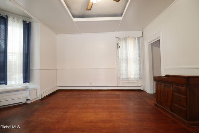 26 Younglove Avenue, Cohoes, NY 12047