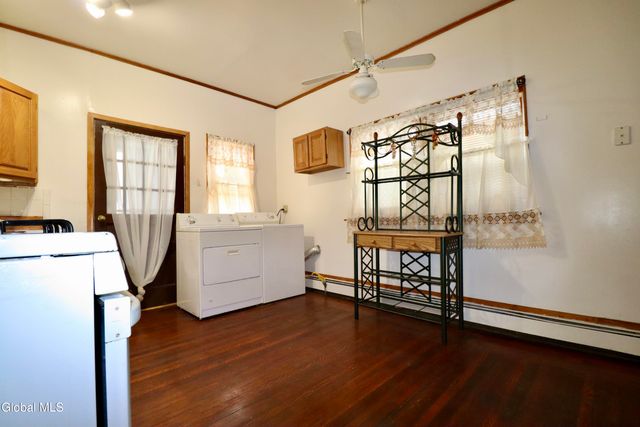 26 Younglove Avenue, Cohoes, NY 12047