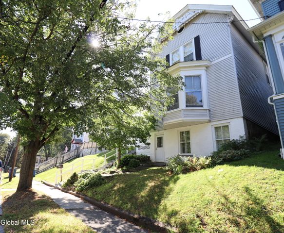 26 Younglove Avenue, Cohoes, NY 12047
