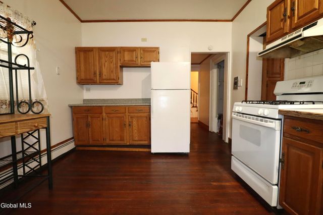 26 Younglove Avenue, Cohoes, NY 12047