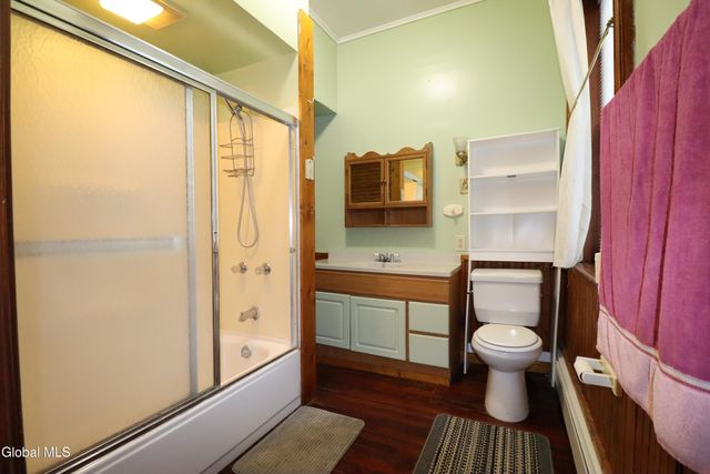 26 Younglove Avenue, Cohoes, NY 12047