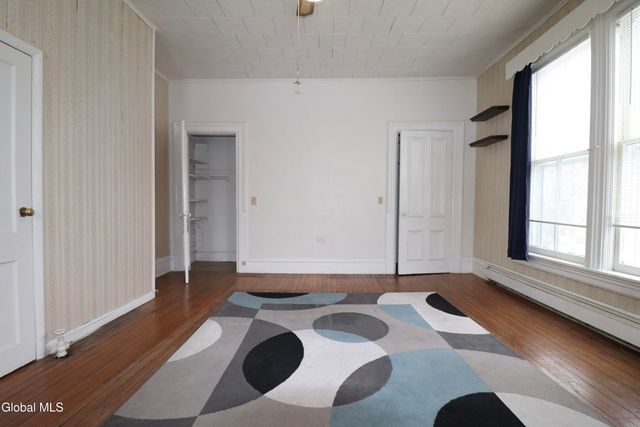 26 Younglove Avenue, Cohoes, NY 12047