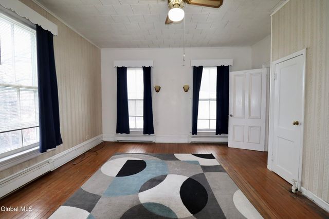 26 Younglove Avenue, Cohoes, NY 12047