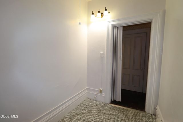 26 Younglove Avenue, Cohoes, NY 12047