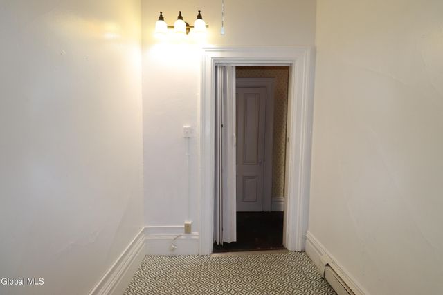 26 Younglove Avenue, Cohoes, NY 12047