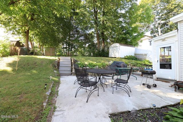 26 Younglove Avenue, Cohoes, NY 12047