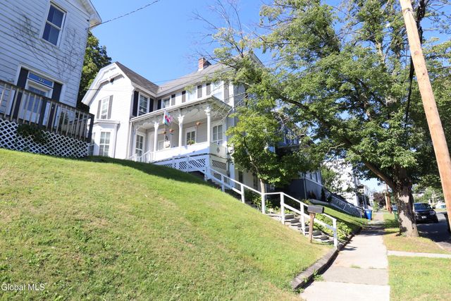 26 Younglove Avenue, Cohoes, NY 12047