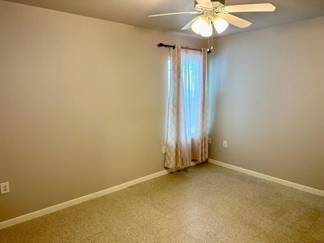 6401 Sandshof DR, Austin, TX 78724