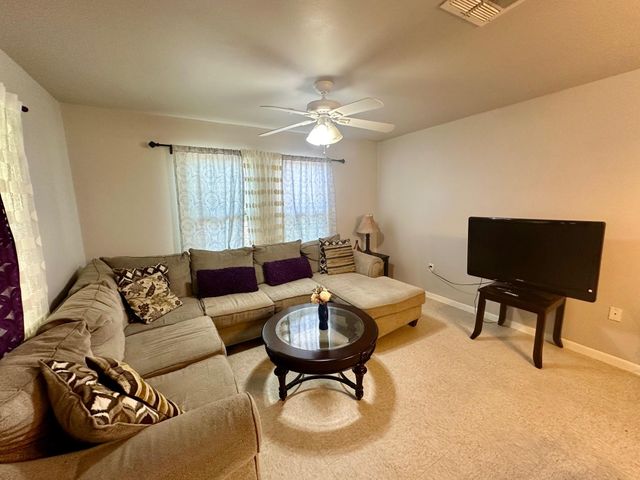 6401 Sandshof DR, Austin, TX 78724