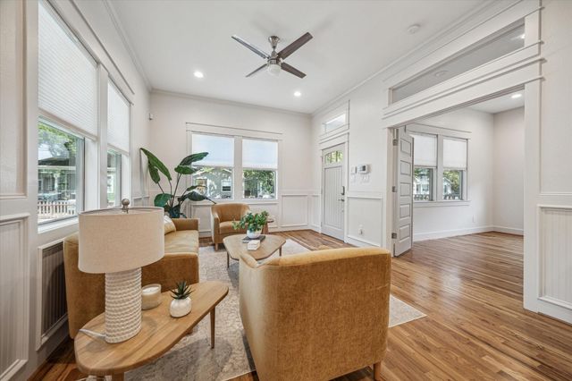 1833 Tabor Street, Houston, TX 77009