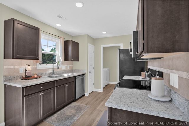 351 Sandy Grove Road, Parkton, NC 28371