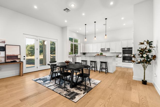 101 Gabriel Woods DR, Georgetown, TX 78633