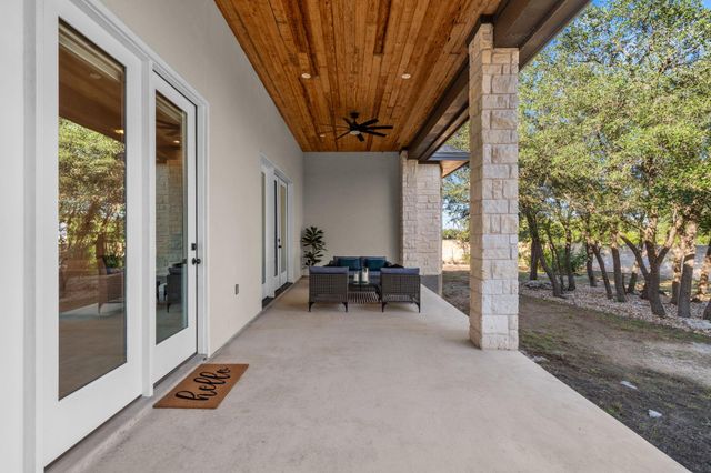 101 Gabriel Woods DR, Georgetown, TX 78633