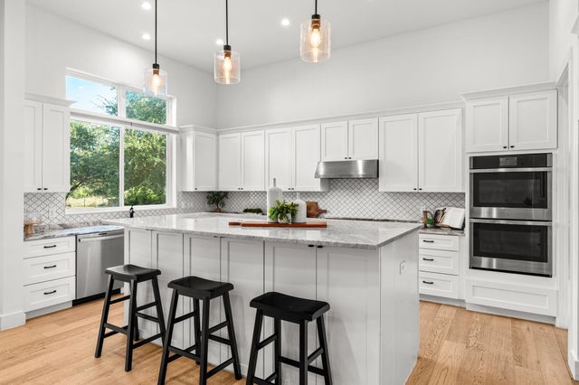 101 Gabriel Woods DR, Georgetown, TX 78633